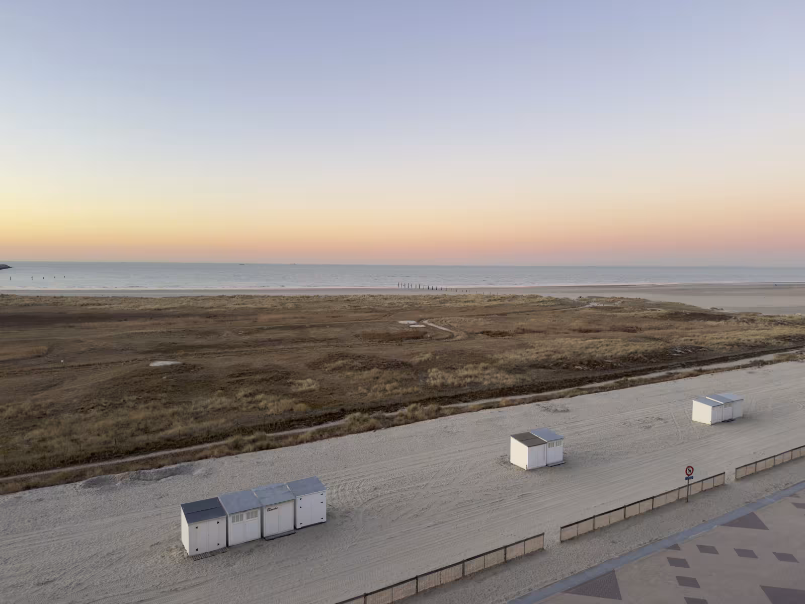 Zicht vanop het balkon vooraan