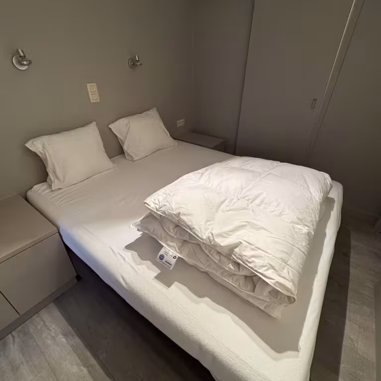 Eerste slaapkamer bed